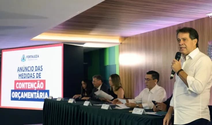 Prefeito de Fortaleza reduz próprio salário em 20% para conter gastos