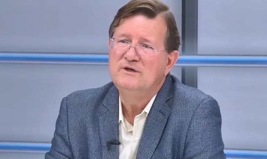 Zé Ricardo questiona cargo de secretário extraordinário de Sassá: &#8220;Qual é a função mesmo?&#8221;