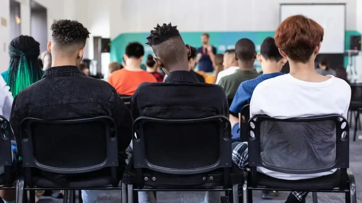Fies oferecerá 56 mil vagas 100% financiadas para inscritos no CadÚnico
