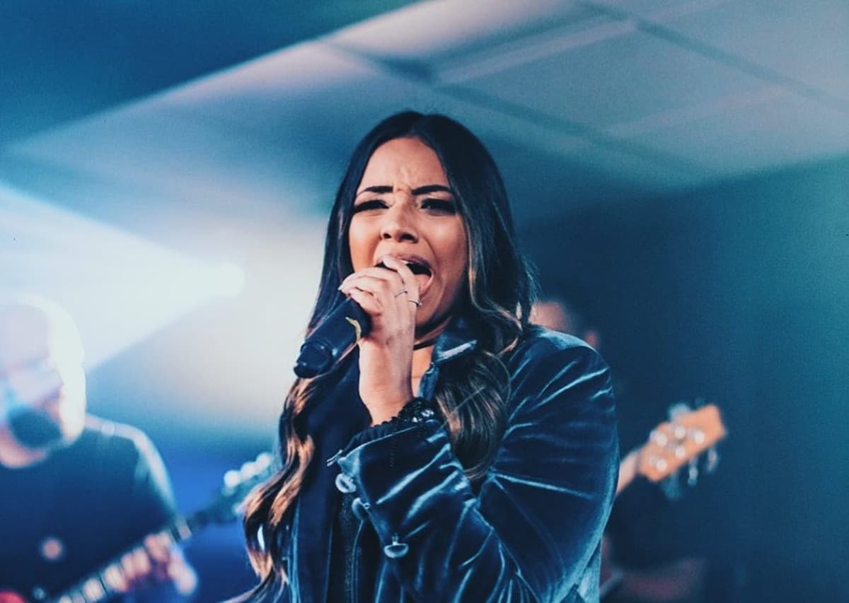 Conheça irmã de Oruam, que é cantora gospel e interpreta músicas escritas por &#8216;Marcinho VP&#8217;