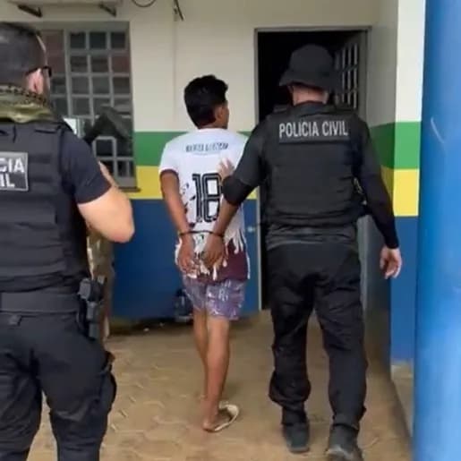 Indígena é preso por incendiar casa de vizinho em Humaitá, no Amazonas