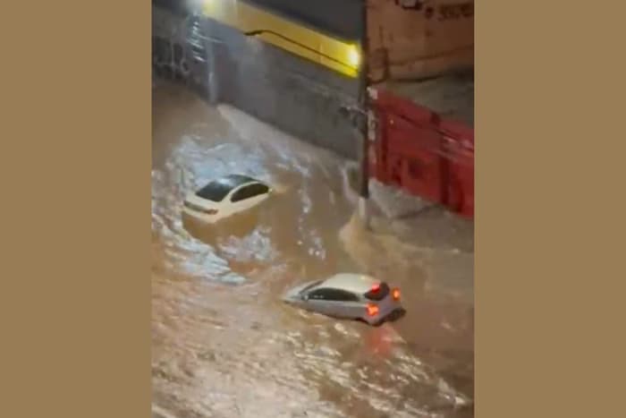 VÍDEO: Motorista de APP morre ao ter carro arrastado por chuvas em SP
