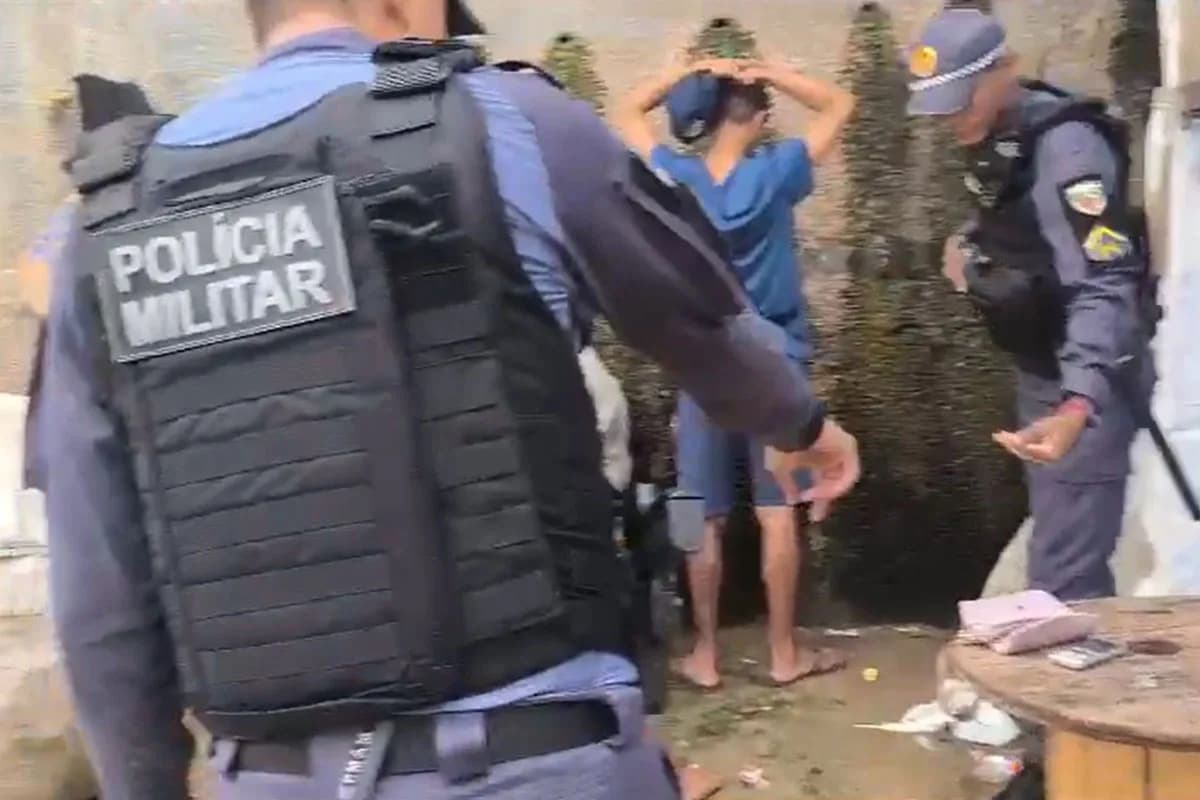 Ação da PM na &#8216;Boca da Onça&#8217; resulta em prisões e apreensões, em Manaus