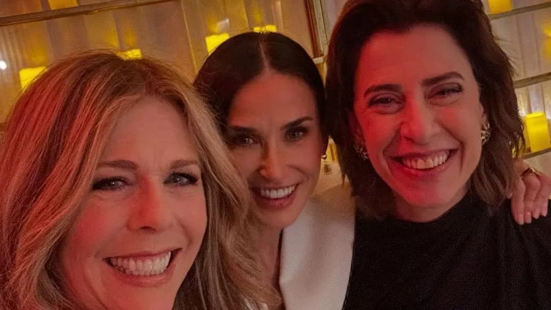 Demi Moore posta foto ao lado de Fernanda Torres em jantar do Oscar: &#8220;Honrada&#8221;