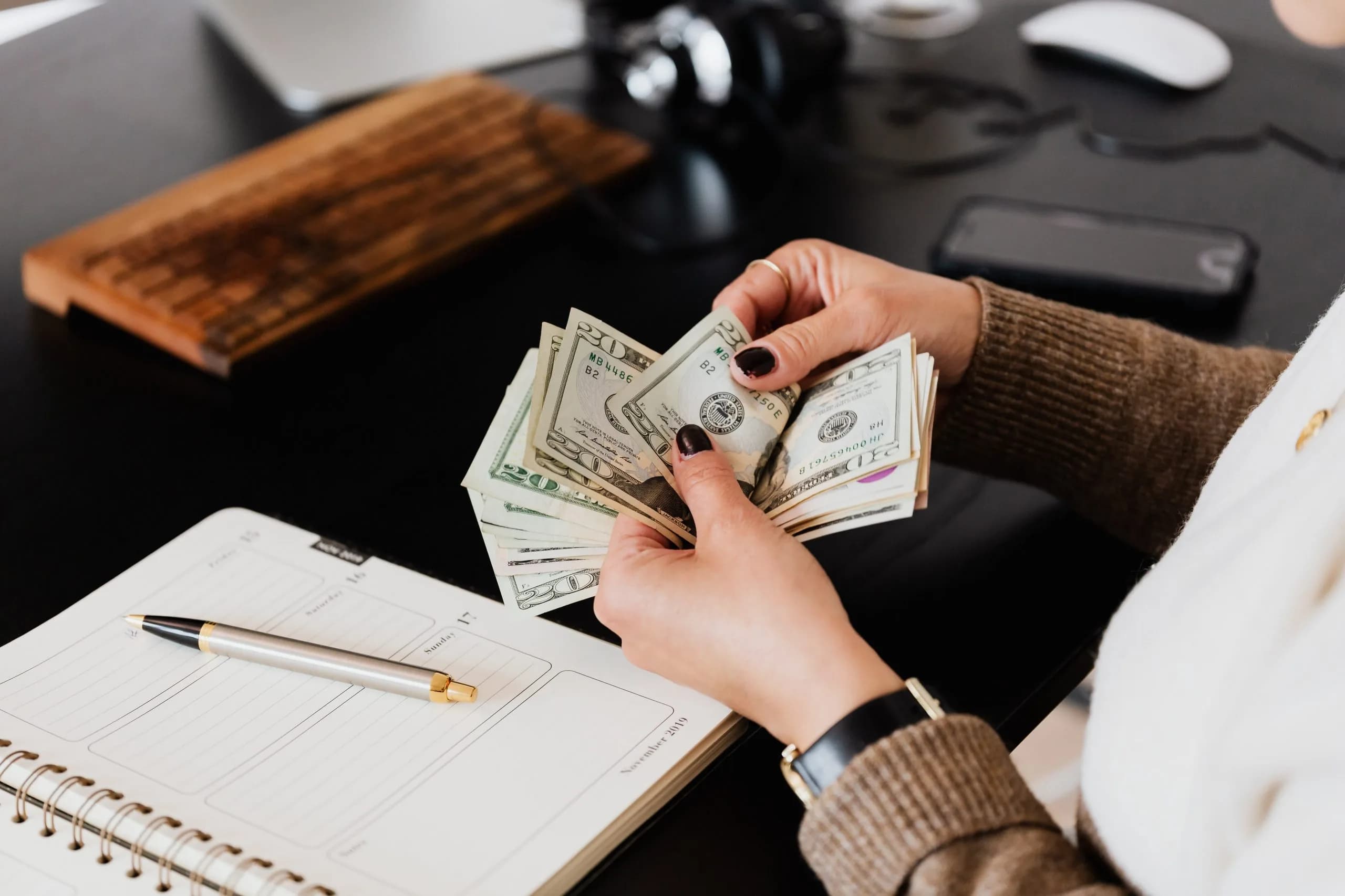 Educação financeira: 6 passos para organizar as finanças e os motivos para mudar a sua vida!