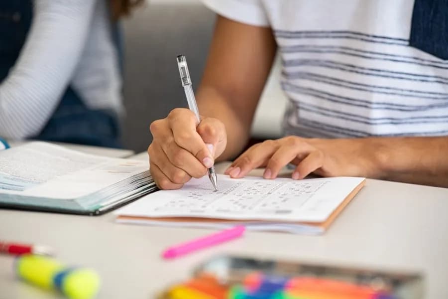 Volta às aulas: Redação é ferramenta essencial na hora do Enem; veja dicas