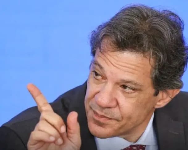 Fernando Haddad diz que aumento de contribuição do MEI é &#8220;fake news&#8221;