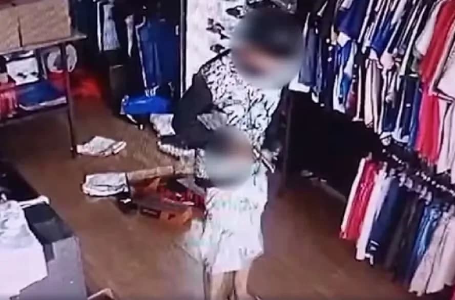 VÍDEO: Assaltante se atrapalha e atira na própria perna durante roubo em BH