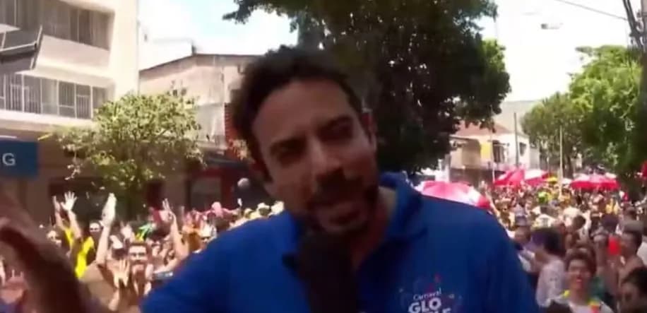 VÍDEO: Foliões ‘invadem’ link ao vivo e elogiam repórter no Carnaval