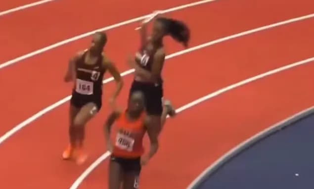 Atleta é atingida por bastão durante prova de revezamento nos EUA e fica ferida