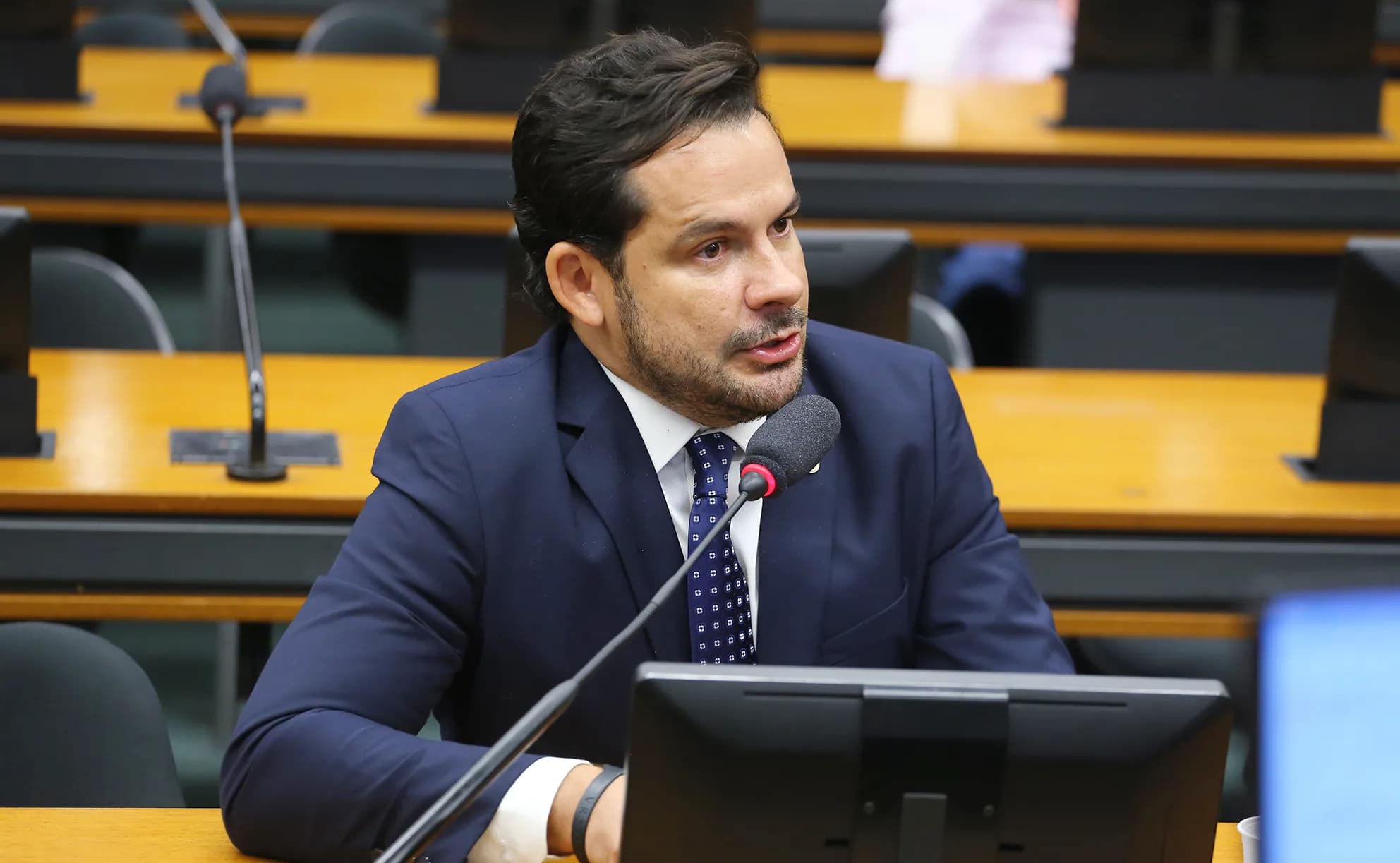 Alberto Neto denuncia à PGR uso de R$ 58 milhões do Governo Lula para financiamento eleitoral