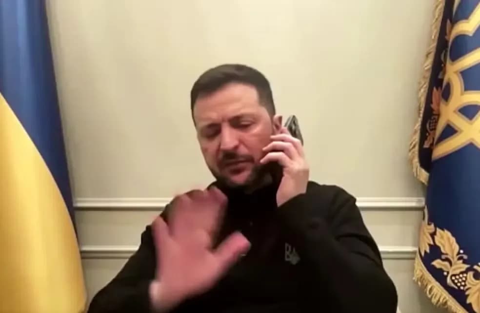 VÍDEO: Zelensky &#8220;dá um corte&#8221; em Macron durante entrevista; &#8220;Posso te ligar em 15 minutos?&#8221;