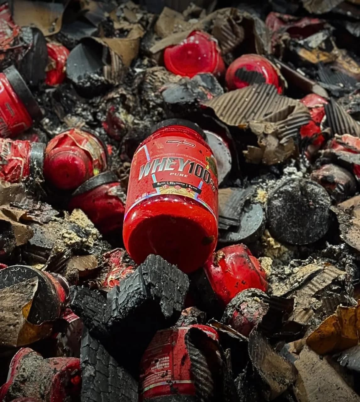 &#8220;Infelizmente uma grande tragédia&#8221;: empresário mostra destruição na loja Body Monster causada por incêndio em Manaus