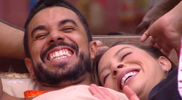 BBB25: &#8220;Estamos nos conhecendo&#8221;, revela Renata sobre possível relacionamento com Maike