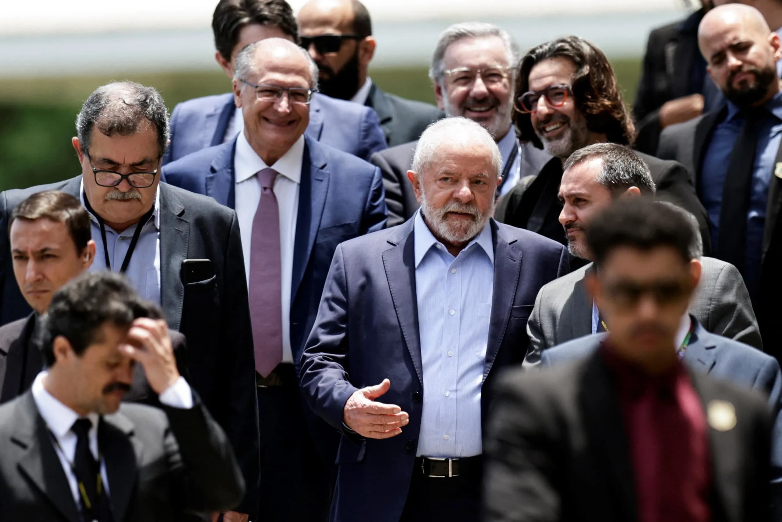 Entenda o projeto que propõe desarmar seguranças de Lula e dos ministros