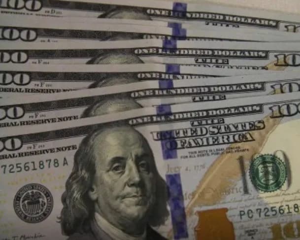 Mercado financeiro fecha estável em dia de anúncio do &#8220;tarifaço&#8221; de Trump