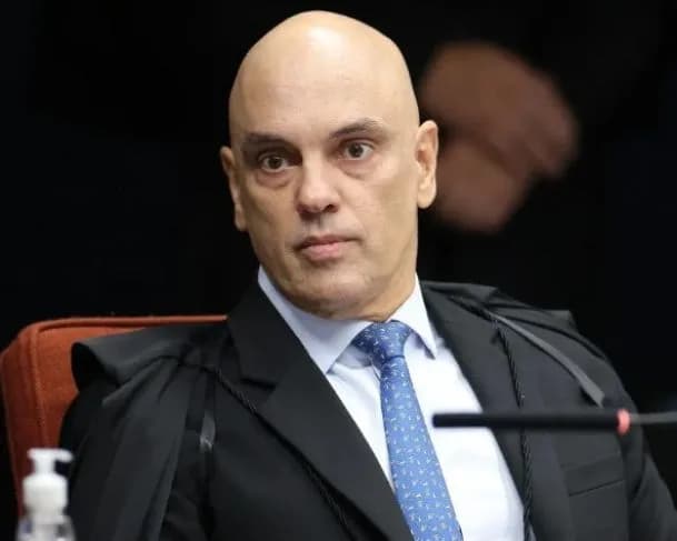 Moraes compara estratégias da direita brasileira com o nazismo durante entrevista