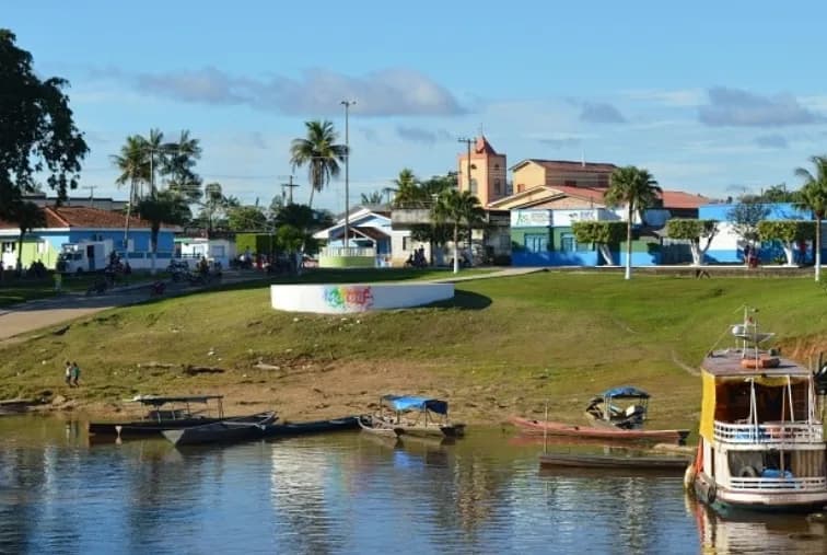 Professores são denunciados por crimes sexuais contra alunas em escolas no Amazonas