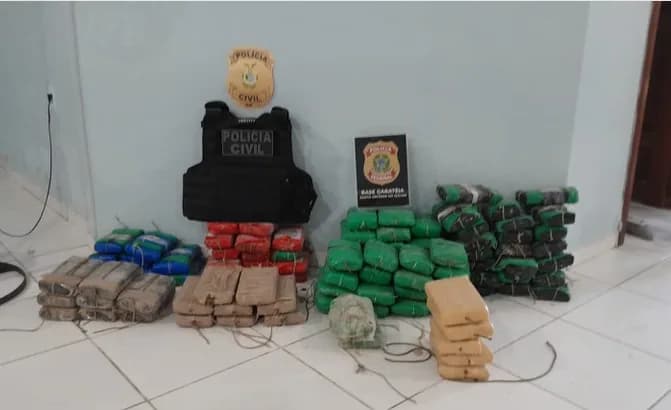 PF apreende mais de 100 kg de drogas durante fiscalização em barco no Amazonas