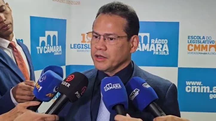 “Existe responsabilidade do Executivo municipal”, declara líder do prefeito na CMM sobre votação da LDO