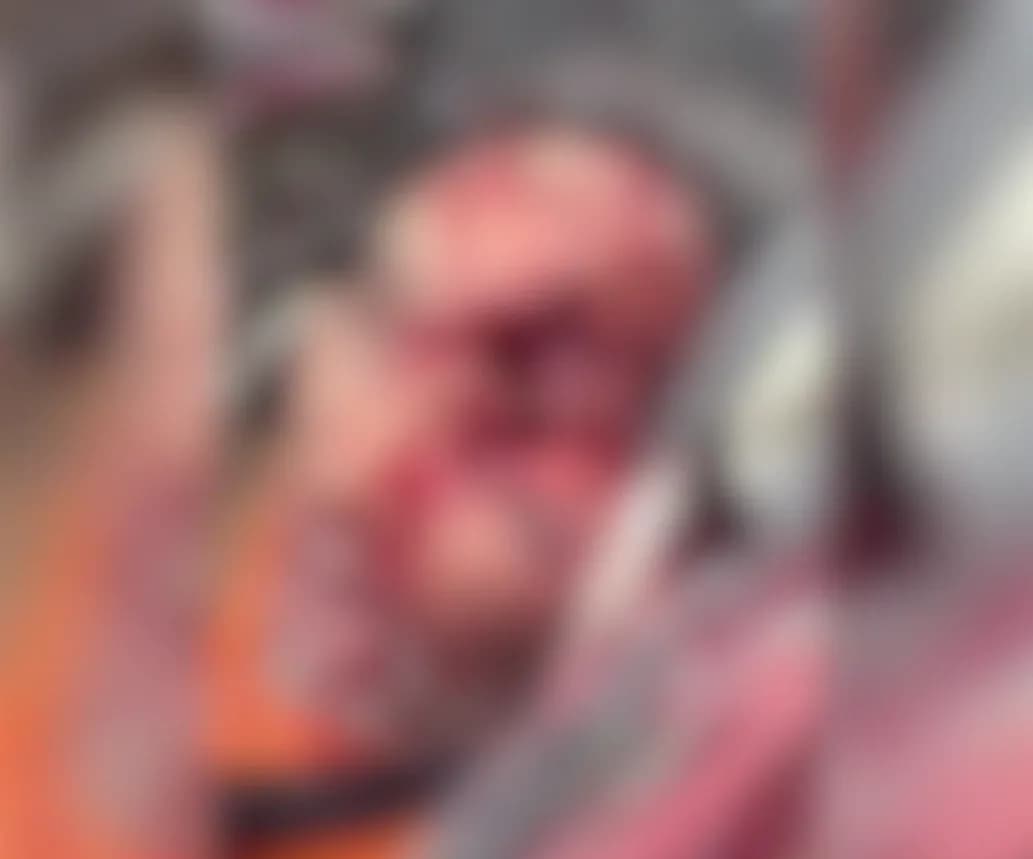 IMAGENS FORTES: Motorista morre preso às ferragens em grave colisão em rodovia da Bahia