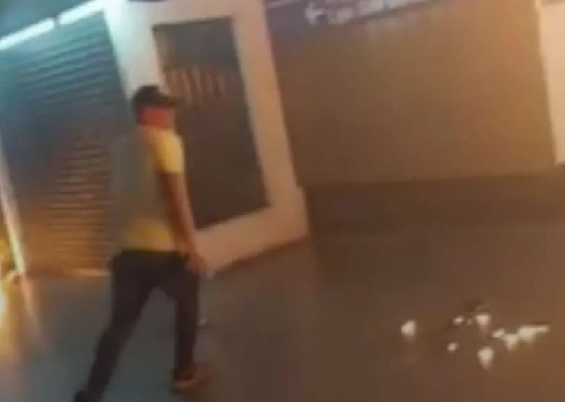 Passageiro ateia fogo ao próprio corpo em estação de metrô em SP