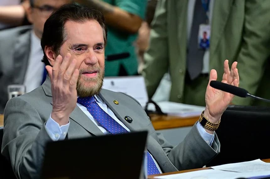 &#8220;Moraes esticou a corda, estamos em terreno minado&#8221;, diz Plínio