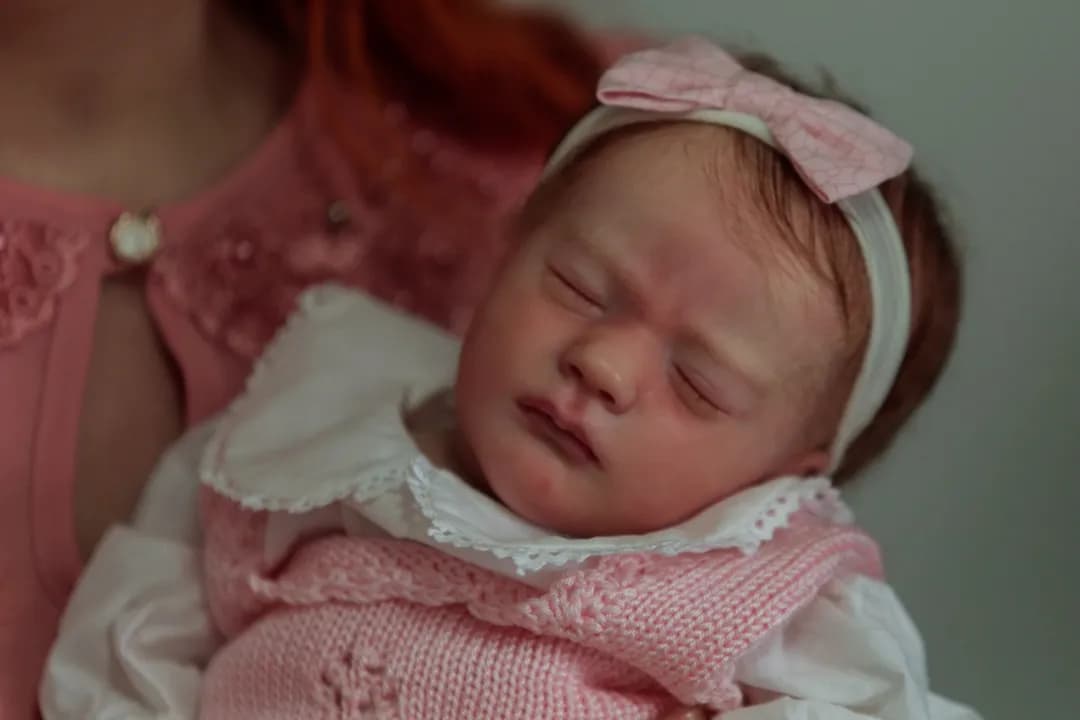 Deputado quer proibir atendimento a &#8216;bebês reborn&#8217; no SUS; entenda
