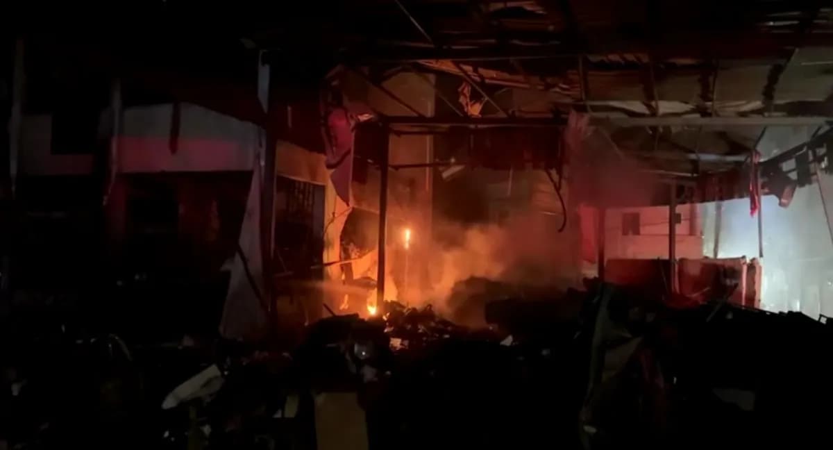 VÍDEO: Novos ataques do exército israelense atingem hospitais e escolas em Gaza