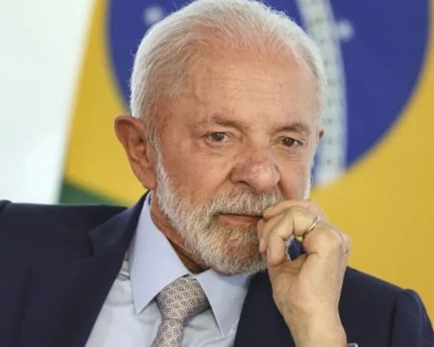 Desprovação de Lula sobe para 53,7% e corrupção se torna o maior problema do Brasil, aponta AtlasIntel