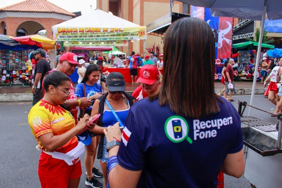 &#8216;RecuperaFone&#8217; orienta população em Parintins a guardar número de IMEI do celular