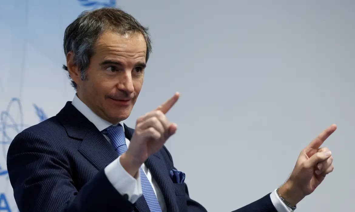 Chefe de agência de energia atômica diz não ter prova de armas nucleares do Irã