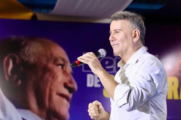 Preso, prefeito afastado de Palmas (TO) sofre infarto e é internado às pressas