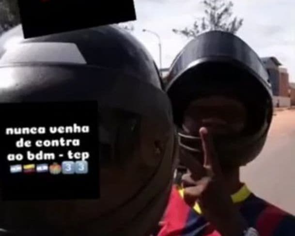 Imagens fortes: facção criminosa executa &#8221;X-Bacon&#8221; acusado de trair organização
