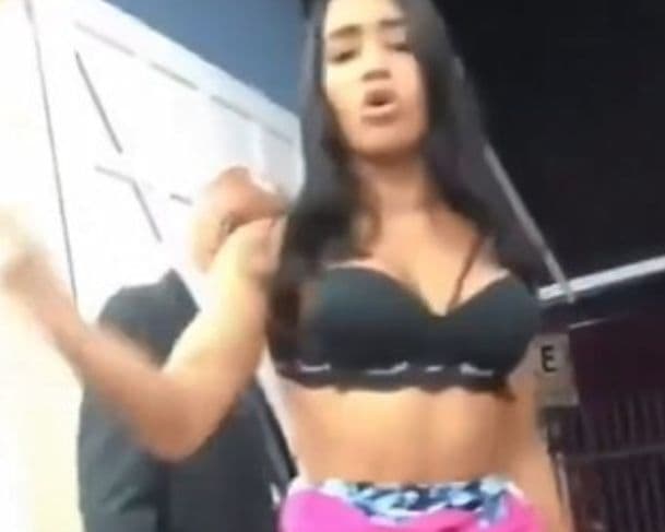 &#8220;Prometeu e não pagou, varão!”: travesti cobra valor de programa do fiel dentro de igreja durante culto