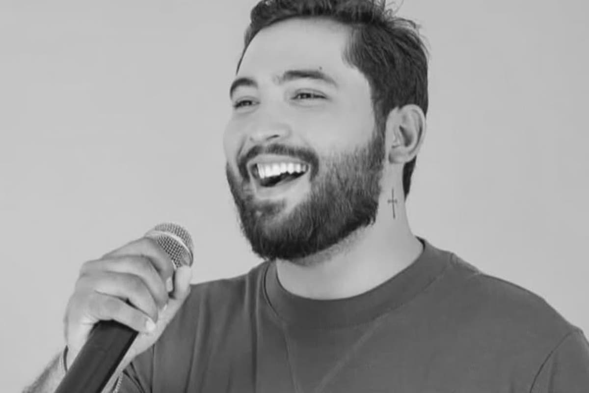 Cantor sertanejo morre após cair de carroceria de caminhonete no Tocantins