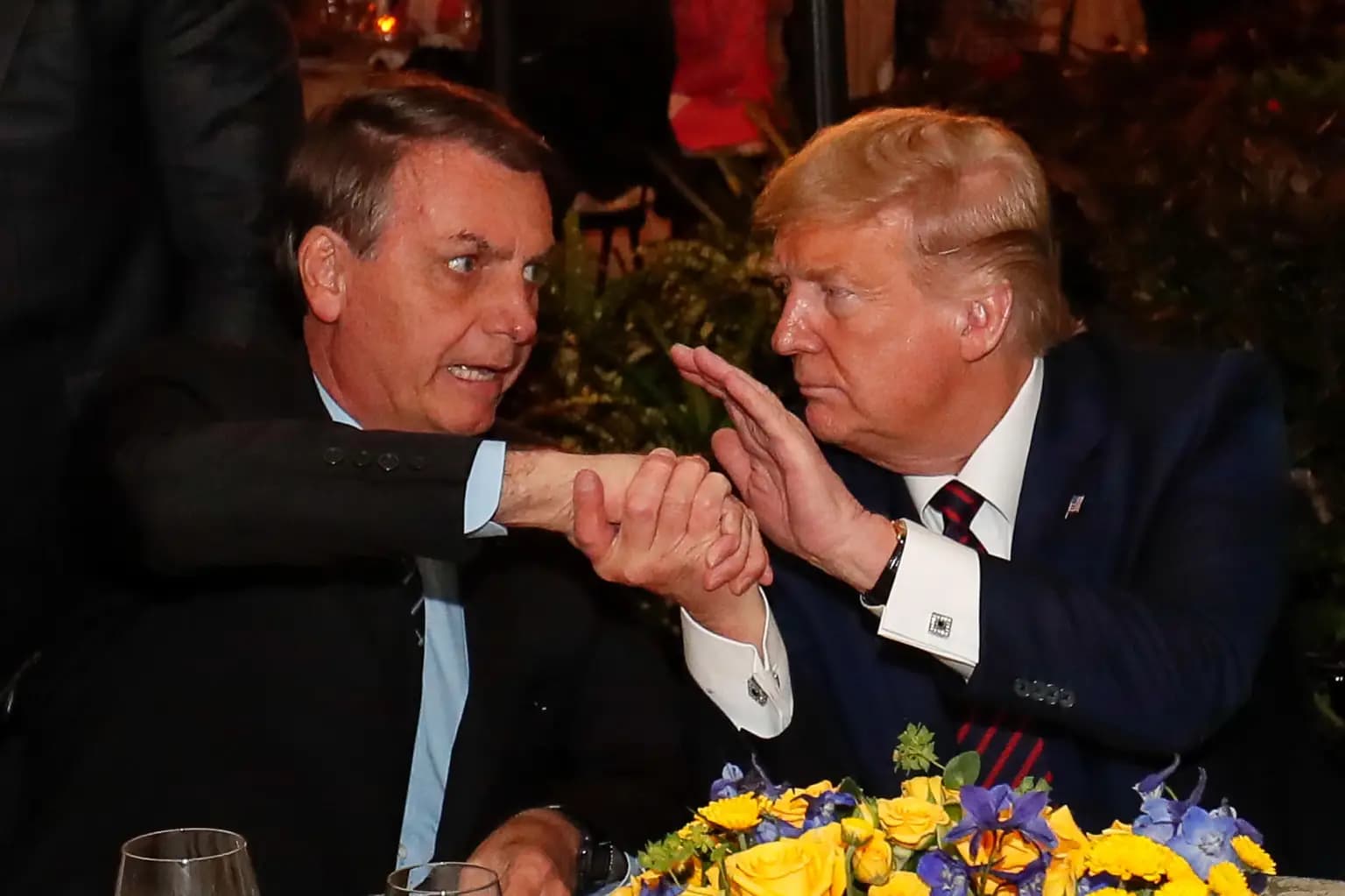 “Deixem Bolsonaro em paz!”, diz Trump ao criticar governo brasileiro e defender ex-presidente