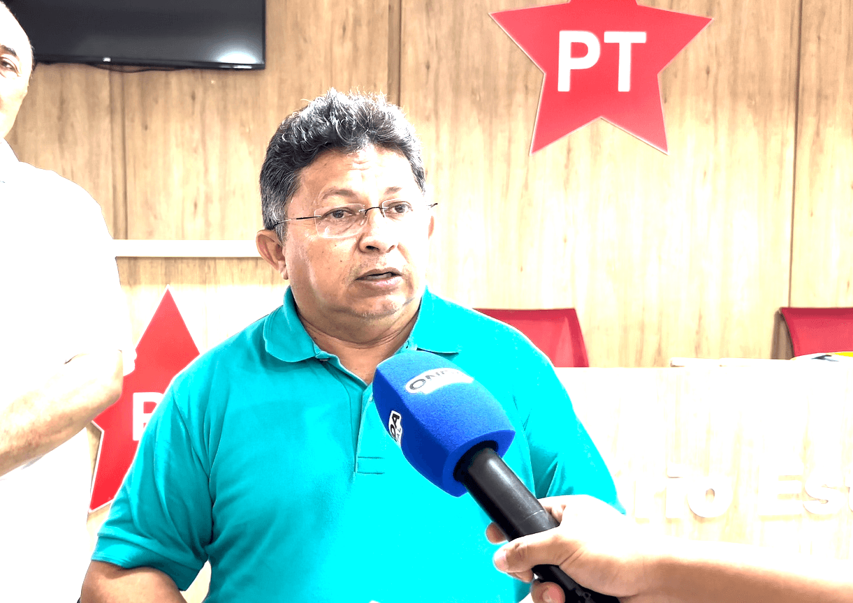 “Se não está bem no PT, procure outro partido, tem muitos aí à disposição”, dispara Sinésio Campos sobre desunião dentro do PT