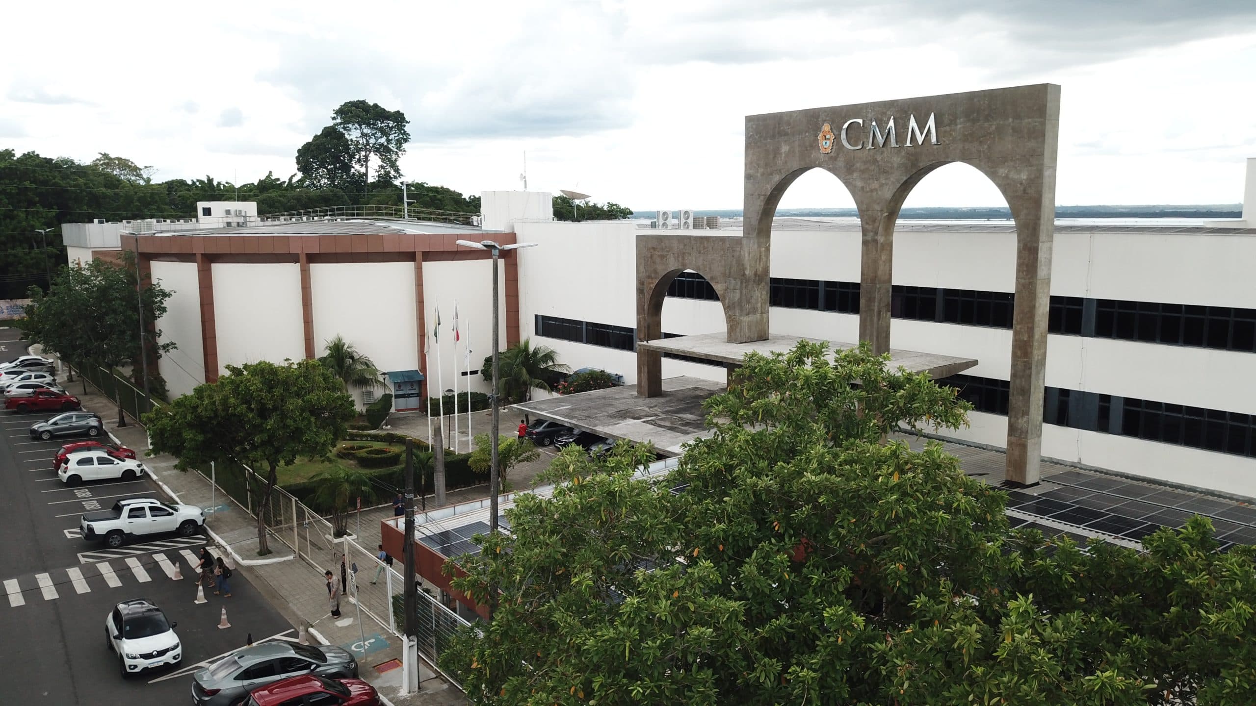 Câmara de Manaus ainda não foi notificada sobre suspeita de nepotismo de presidente da casa legislativa