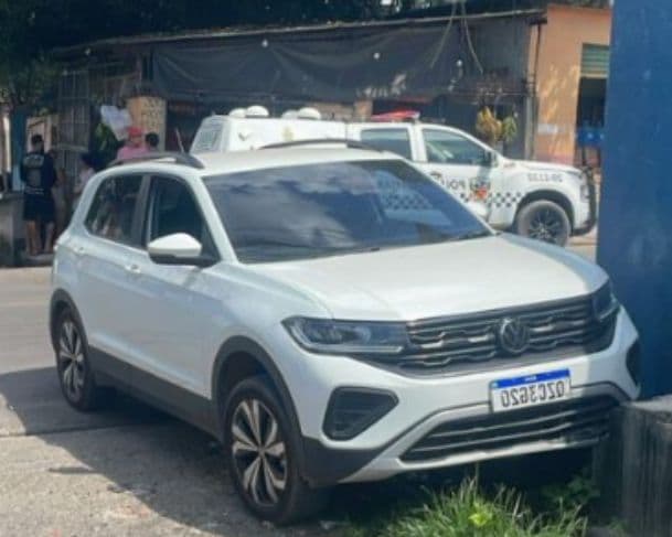 Homem é executado dentro de carro na frente do filho de 4 anos no Tarumã