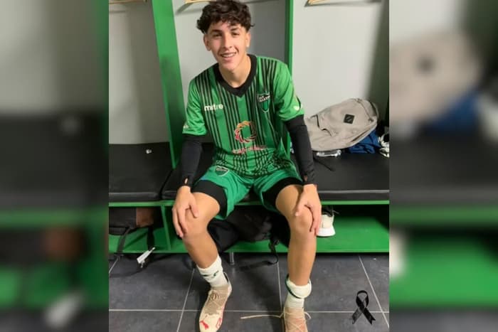Jogador de 20 anos morre após sentir &#8220;cansaço profundo&#8221; na Argentina