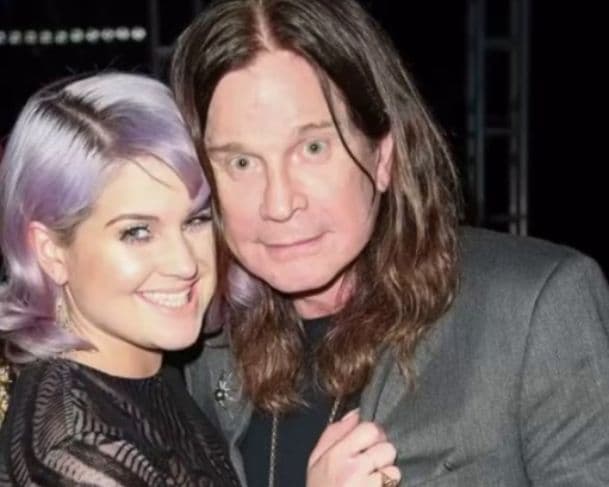 &#8220;Perdi o melhor amigo&#8221;: Kelly Osbourne desabafa após morte de Ozzy