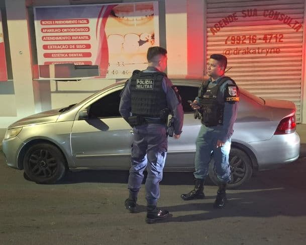 Mulher é encontrada morta dentro de carro em Manaus