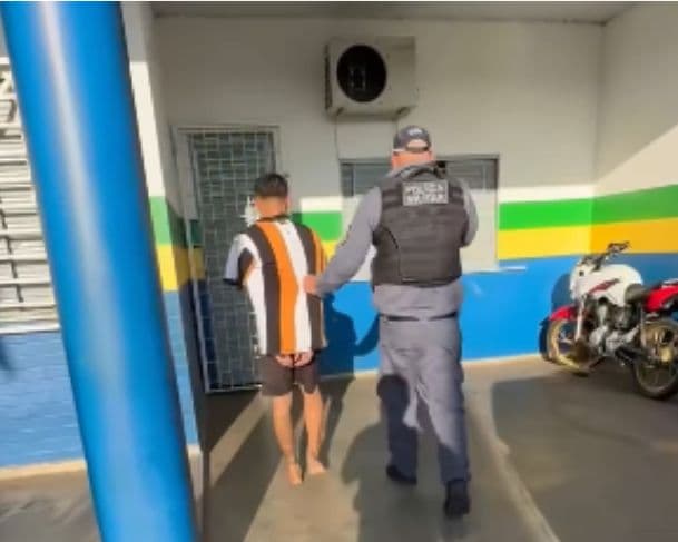 &#8220;Rafinha&#8221;, foragido da Polícia Civil, é preso com pistola e drogas no Amazonas