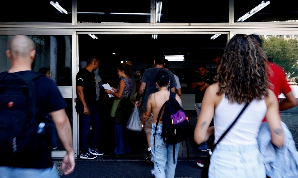 MPF pede suspensão do Concurso Unificado 2025 por irregularidades nas cotas raciais