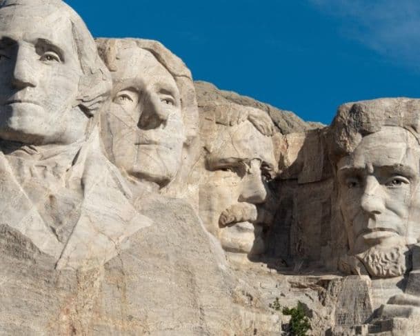 Donald Trump que adicionar seu rosto no Monte Rushmore; entenda