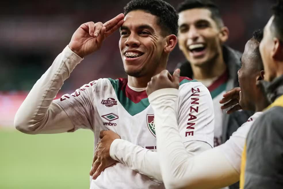Ceará faz oferta por Paulo Baya, atacante do Fluminense